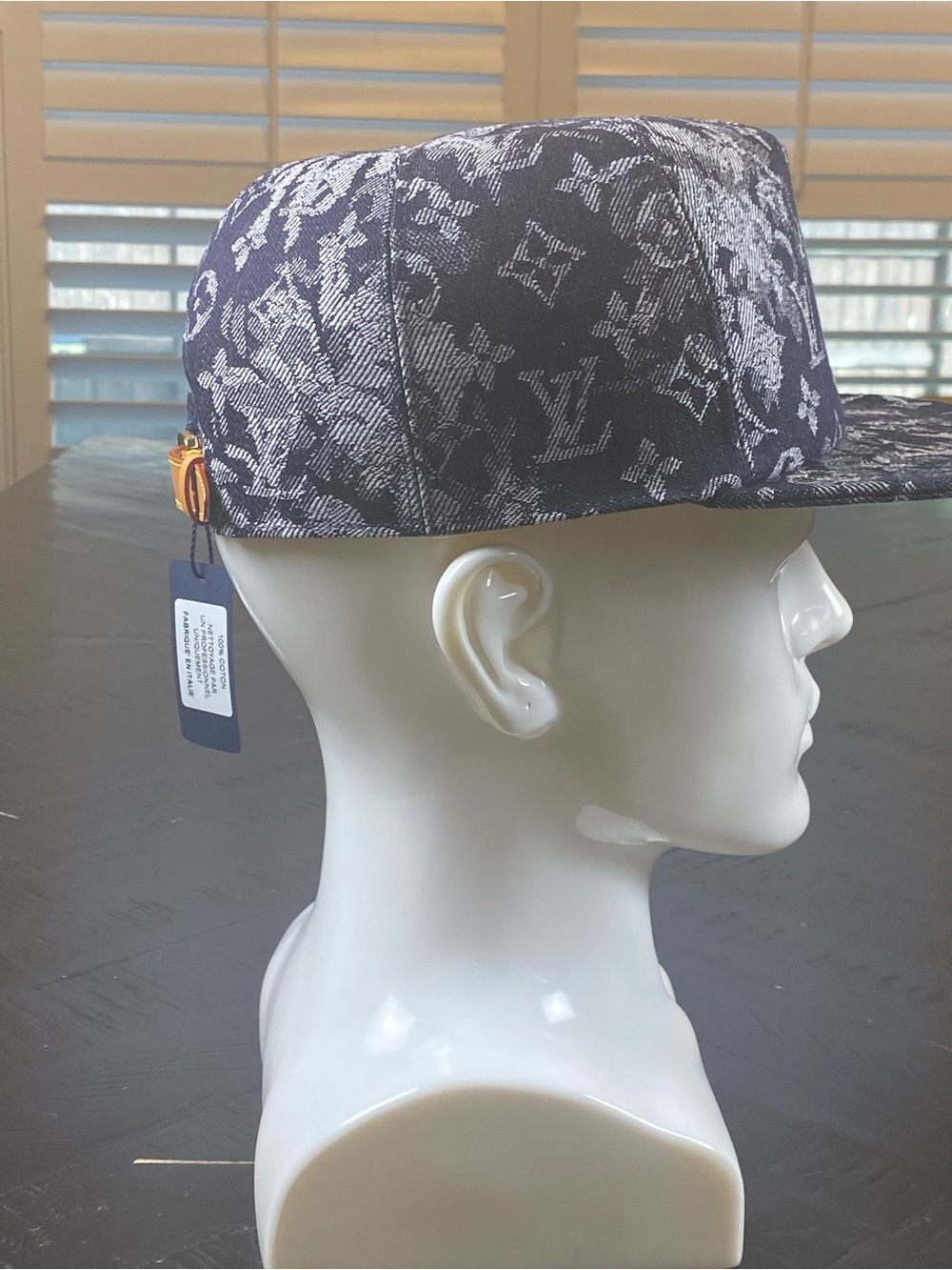 Louis Vuitton Black & White Monogram Floral Five-Panel Cap - Picture 2 of 10